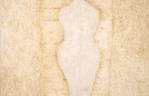 Mujer en blanco, 1975